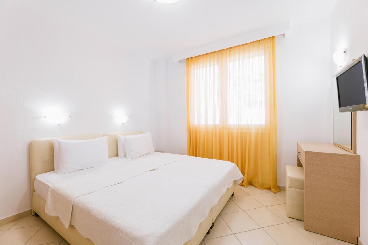 Anastasia Apartments Chanioti Exteriér fotografie