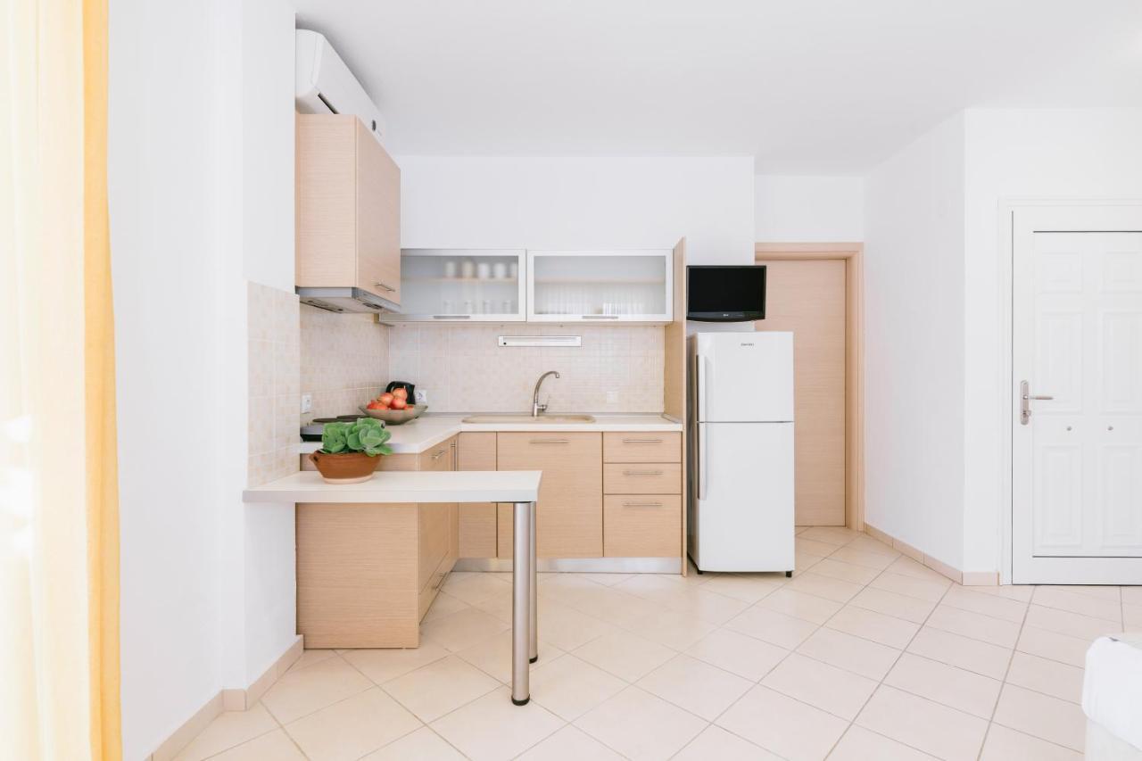 Anastasia Apartments Chanioti Exteriér fotografie